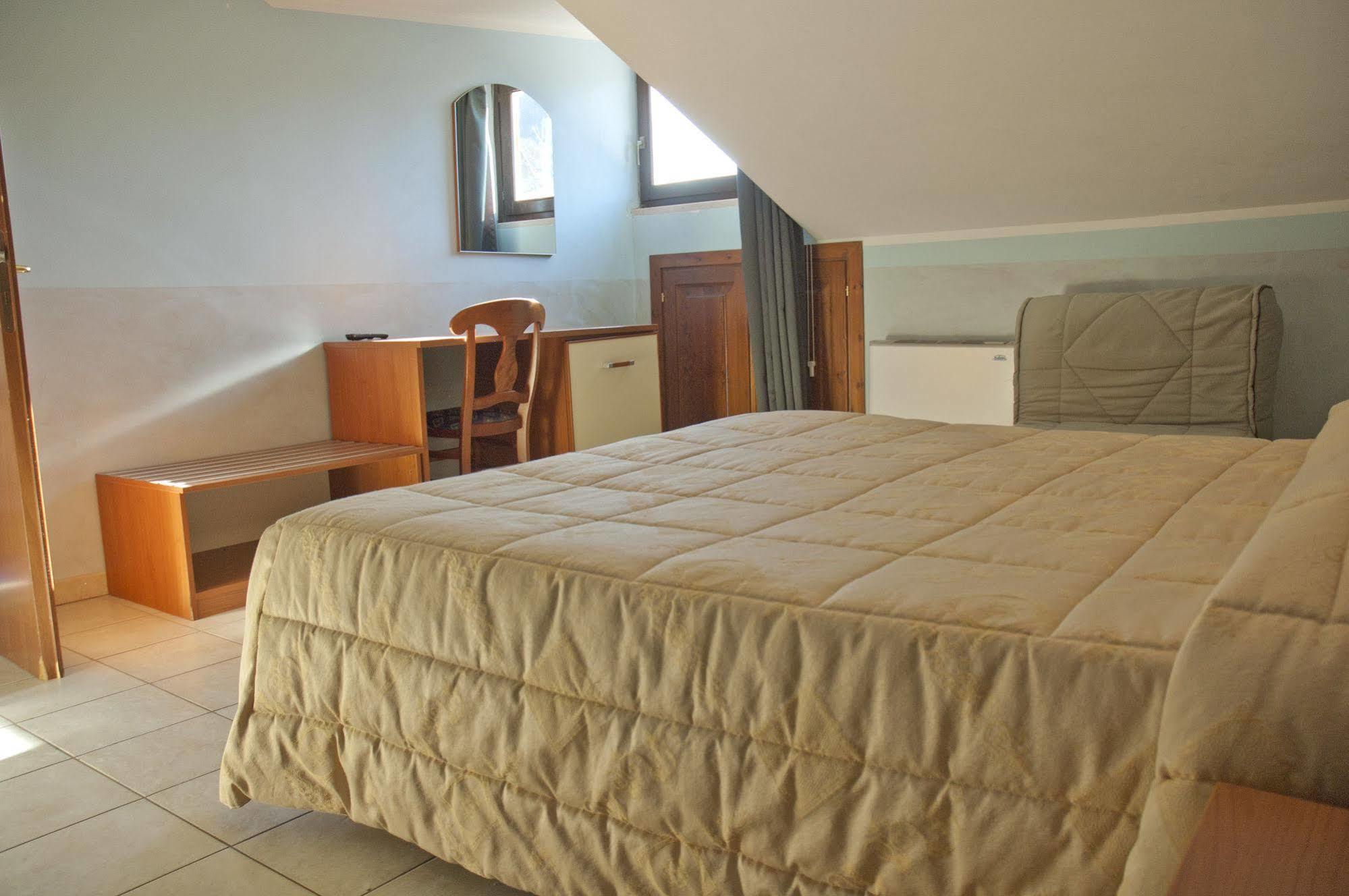 Hotel C0C00N Garden Pescasseroli Ngoại thất bức ảnh